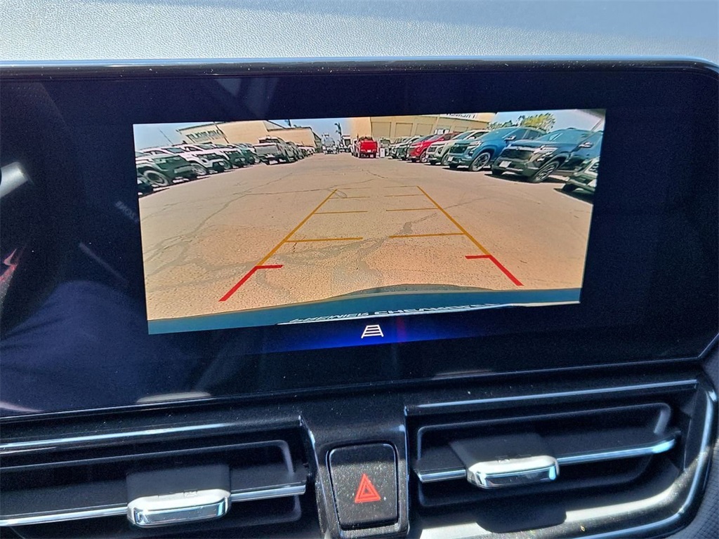 Vehicle image 15 of 33