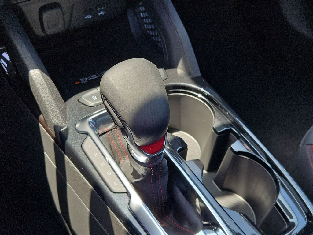 Vehicle image 16 of 33