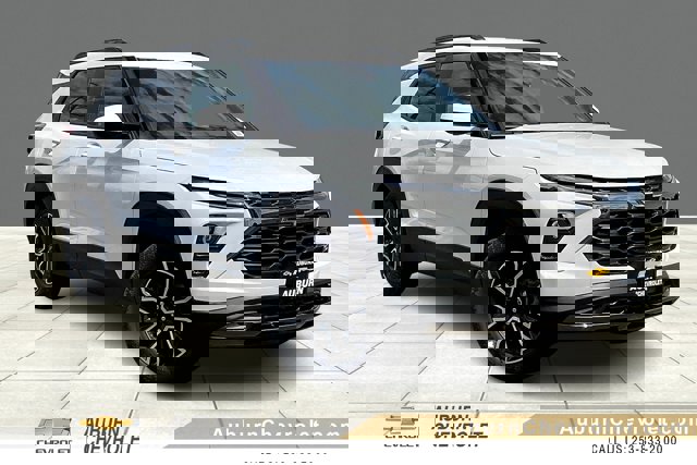 Vehicle image 2 of 14