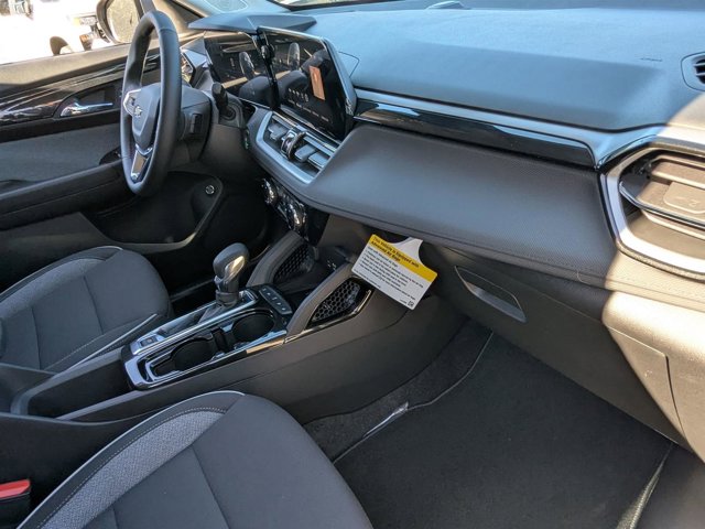 Vehicle image 39 of 42
