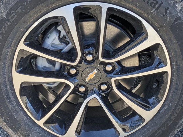 Vehicle image 11 of 42