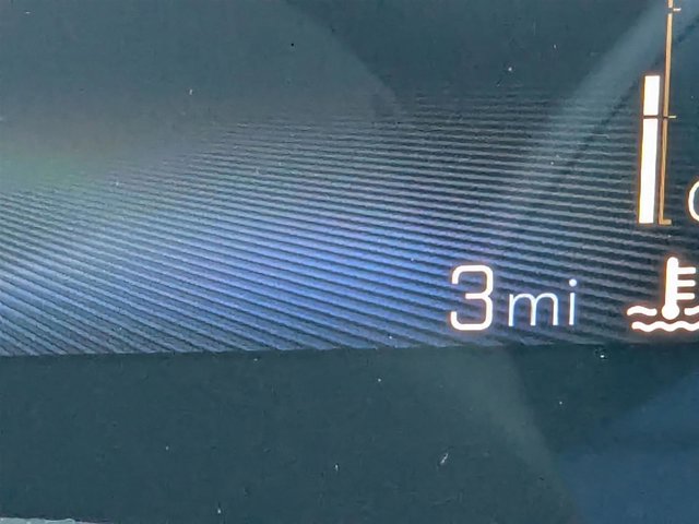 Vehicle image 22 of 42