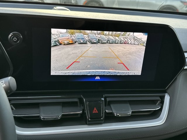 Vehicle image 22 of 25