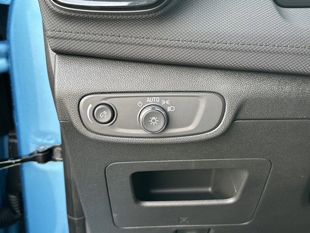 Vehicle image 15 of 25