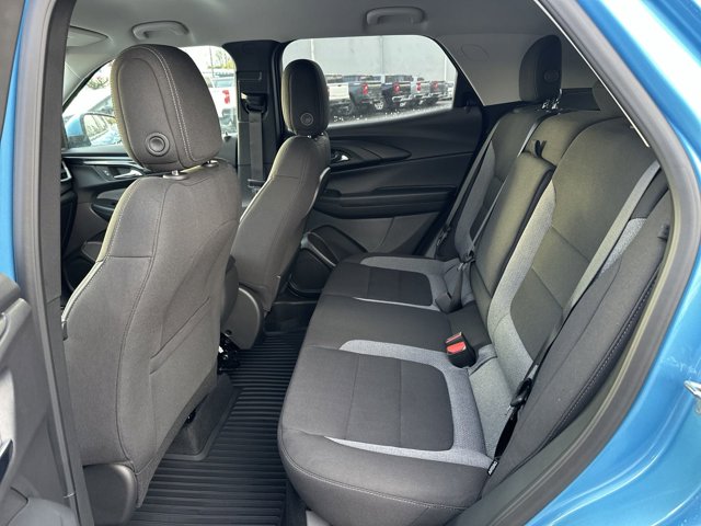 Vehicle image 12 of 25