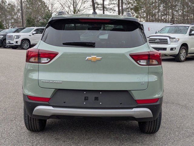 Vehicle image 6 of 39