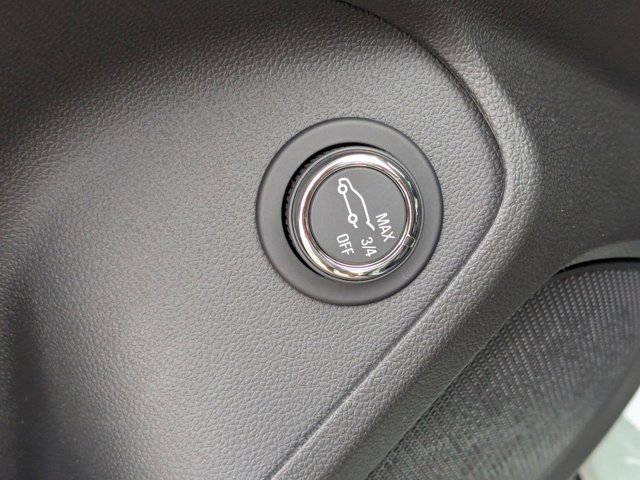 Vehicle image 12 of 39