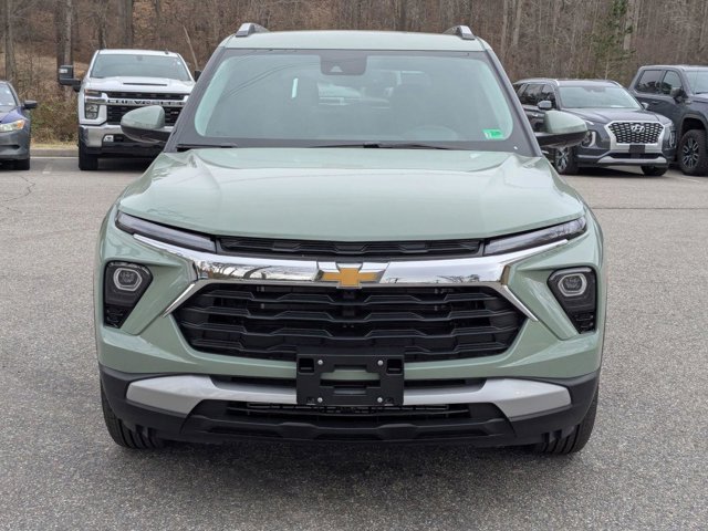 Vehicle image 2 of 39