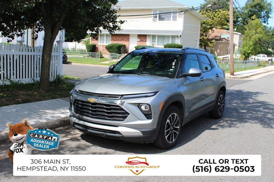 2025 Chevrolet Trailblazer LT Image 2 of 26