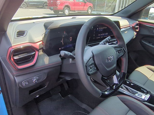 Vehicle image 17 of 35