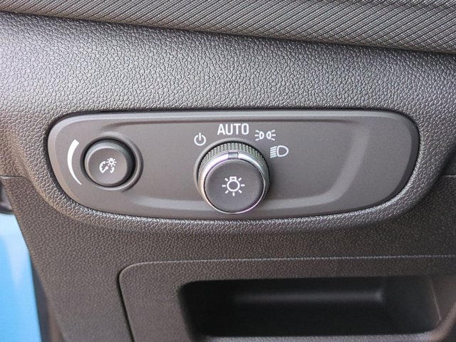 Vehicle image 30 of 35
