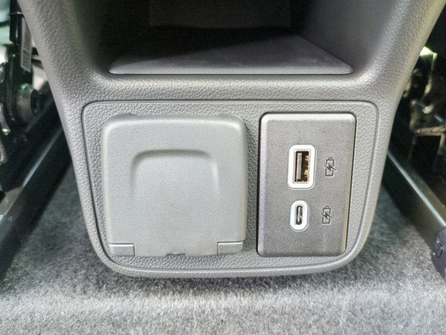 Vehicle image 35 of 35