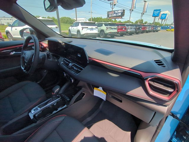 Vehicle image 18 of 35