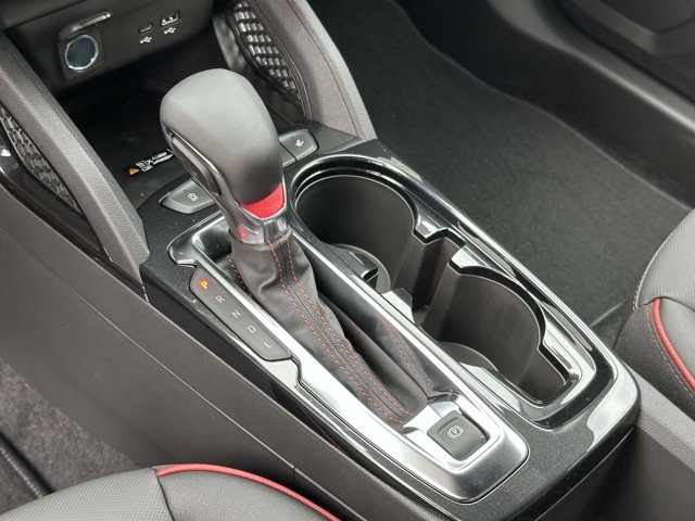 Vehicle image 21 of 26