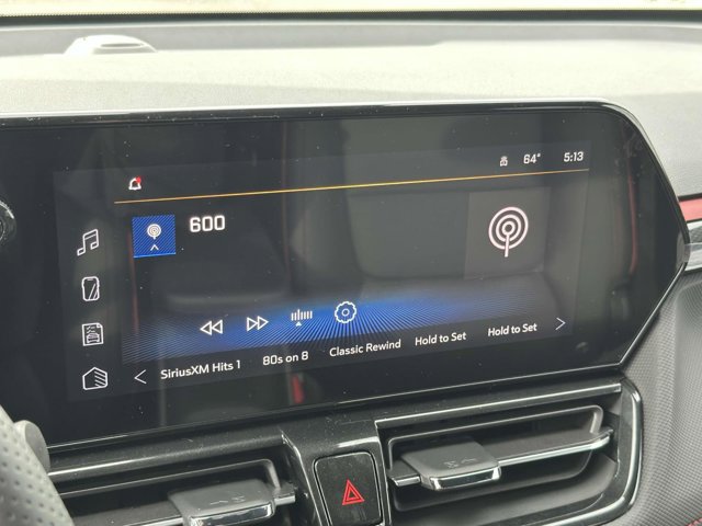 Vehicle image 14 of 26