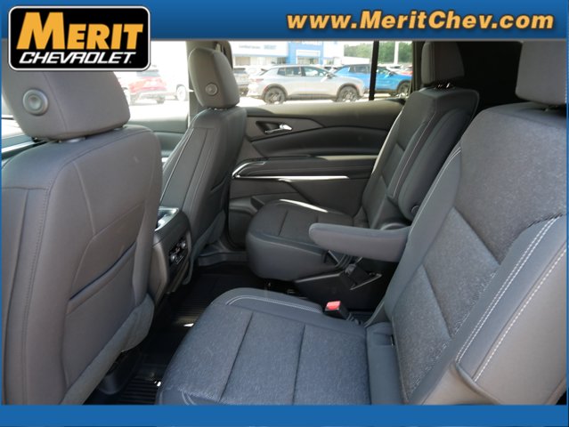 Vehicle image 5 of 9