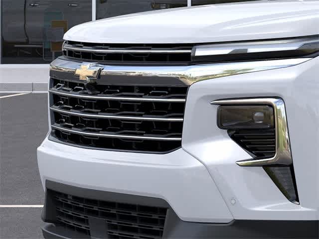 Vehicle image 22 of 24