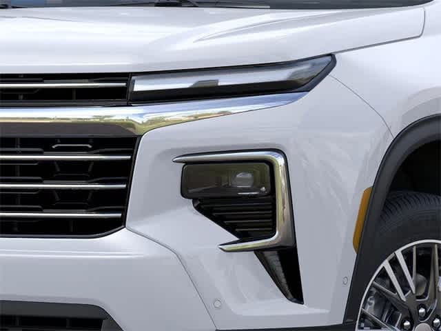 Vehicle image 18 of 24