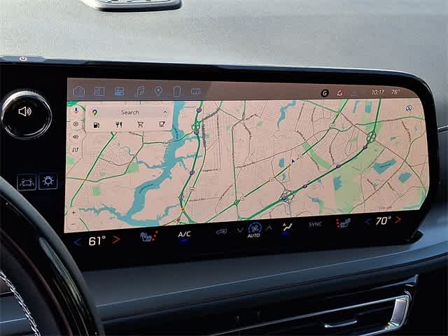 Vehicle image 13 of 21