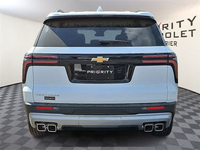 Vehicle image 5 of 24