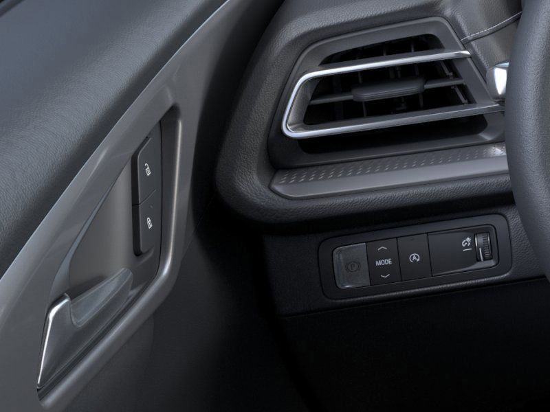 2025 Chevrolet Traverse FWD LT Image 20 of 30