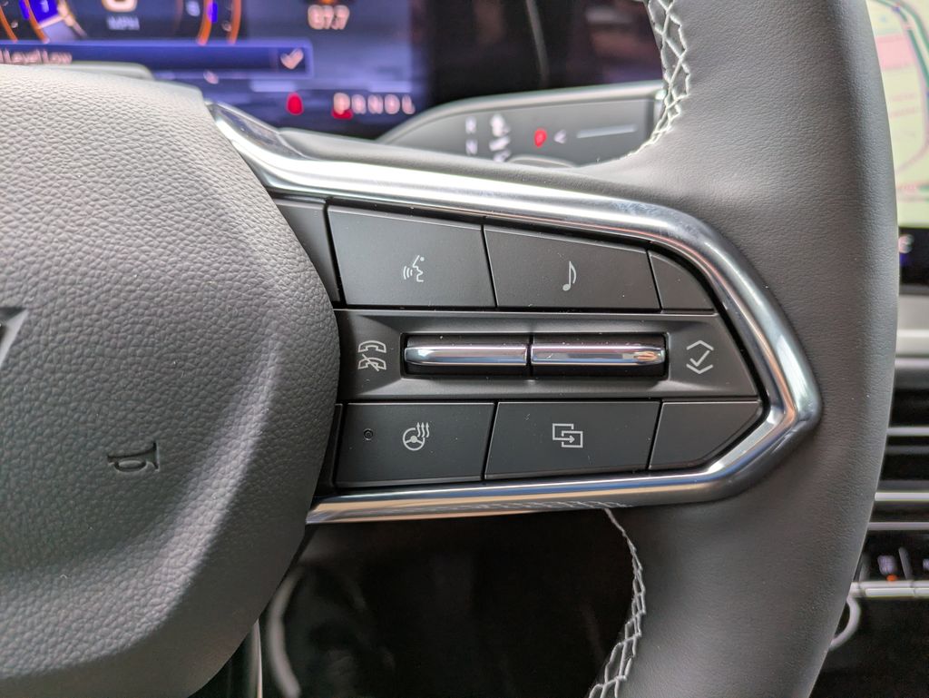 2025 Chevrolet Traverse FWD LT Image 27 of 30