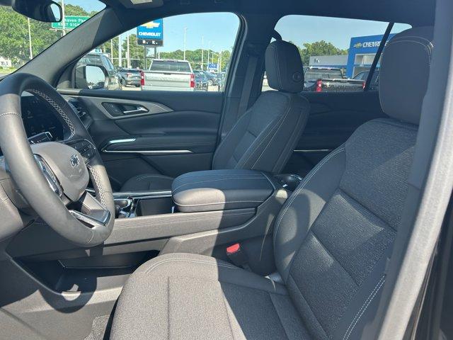Vehicle image 16 of 32