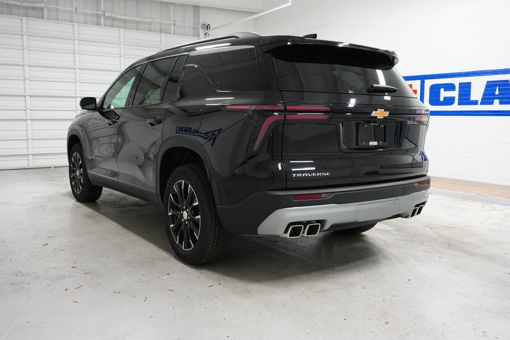Vehicle image 7 of 40