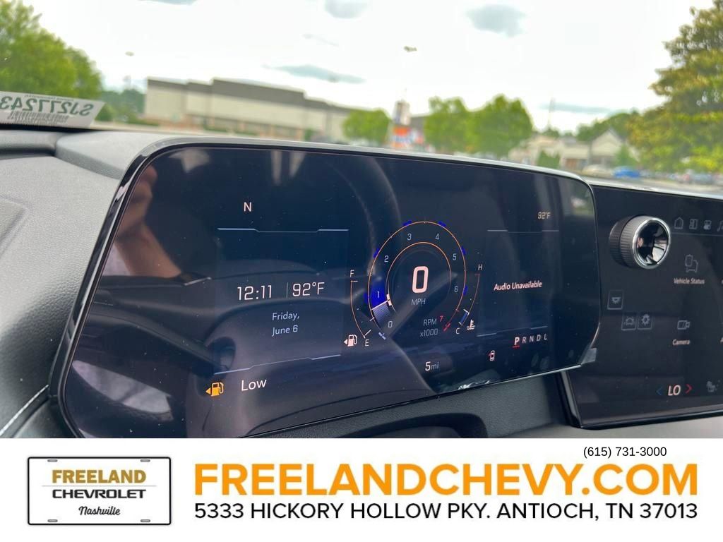 2025 Chevrolet Traverse FWD LT Image 15 of 22