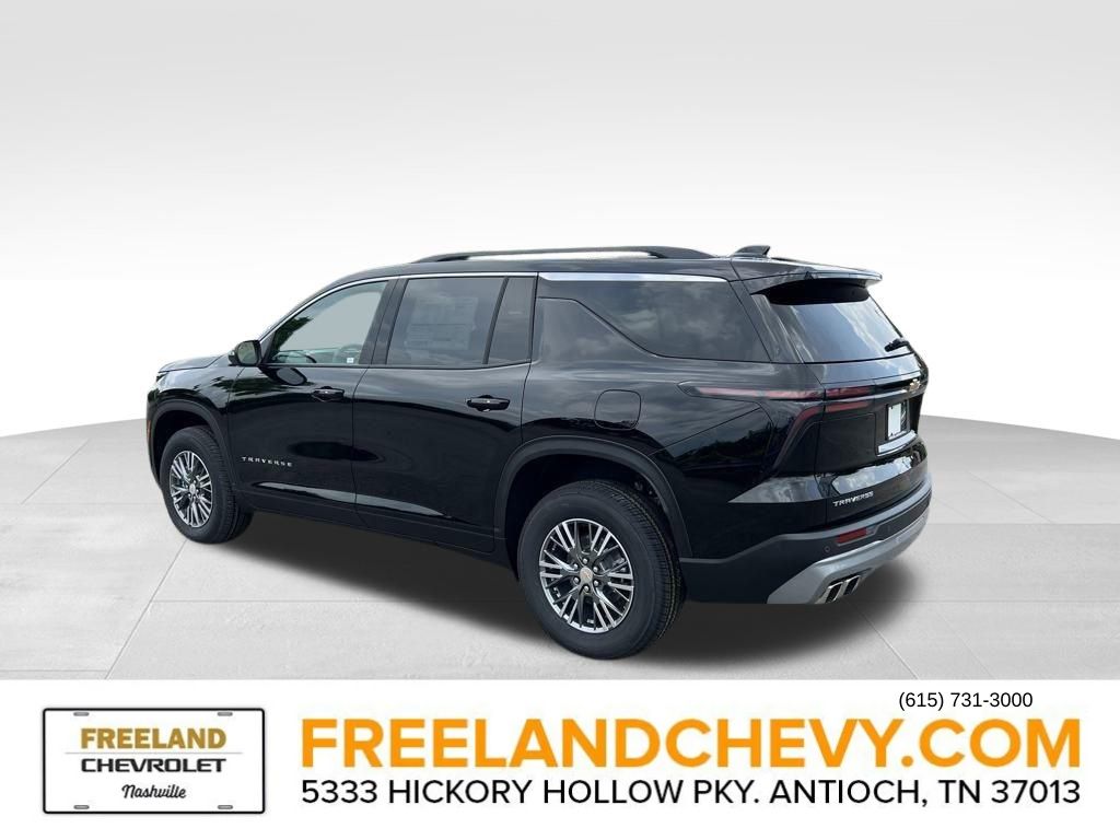 2025 Chevrolet Traverse FWD LT Image 6 of 22