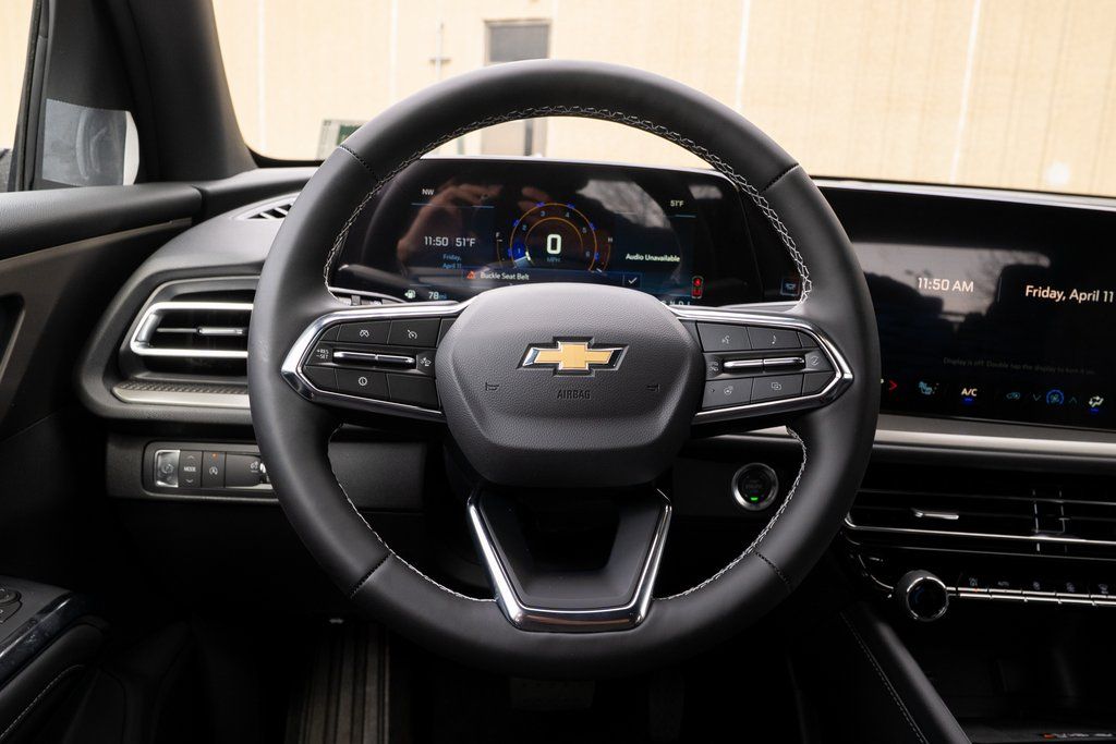 Vehicle image 30 of 41