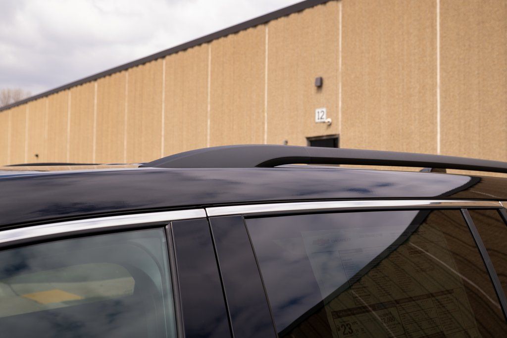 Vehicle image 10 of 41