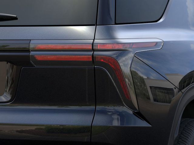 Vehicle image 11 of 24