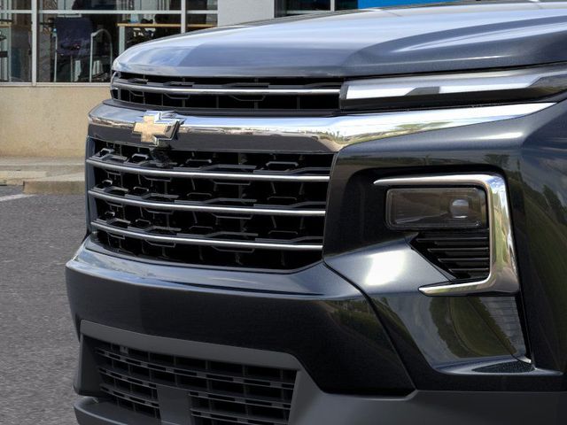 Vehicle image 13 of 24