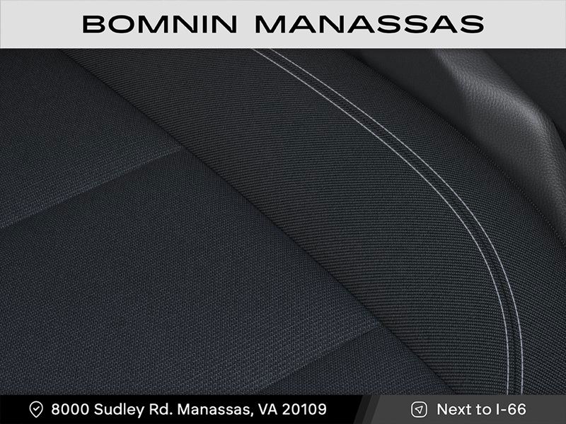 Vehicle image 21 of 24