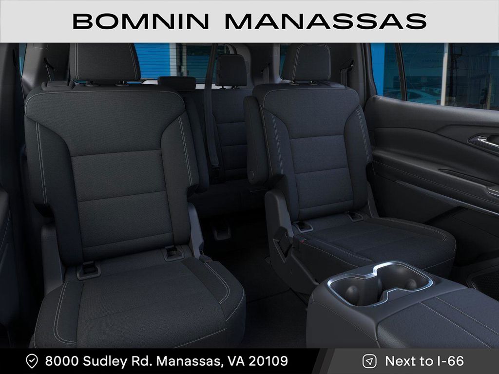 Vehicle image 17 of 24