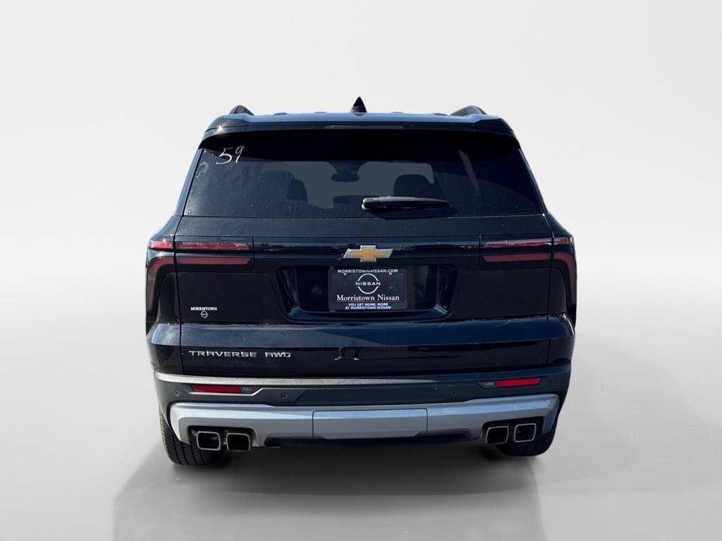 2025 Chevrolet Traverse AWD LT Image 6 of 21