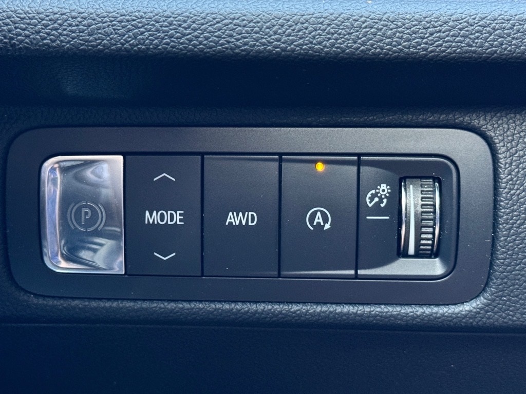 2025 Chevrolet Traverse AWD LT Image 19 of 21