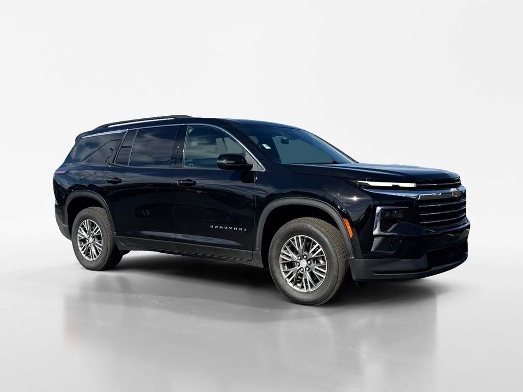 2025 Chevrolet Traverse AWD LT Image 3 of 21