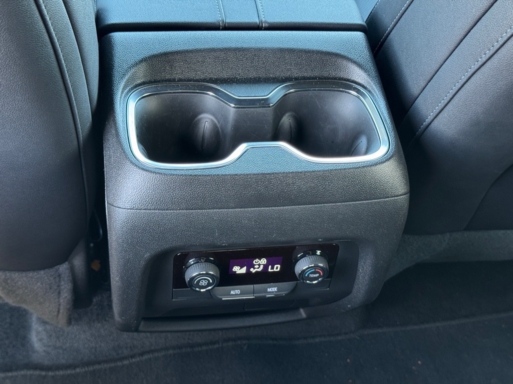 2025 Chevrolet Traverse AWD LT Image 20 of 21