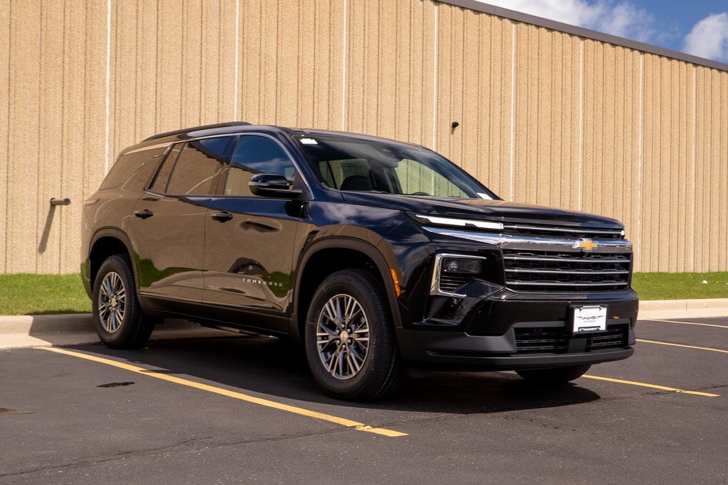 Vehicle image 4 of 42