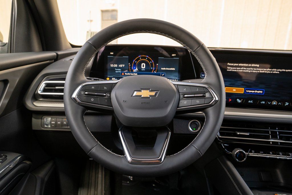 Vehicle image 31 of 42