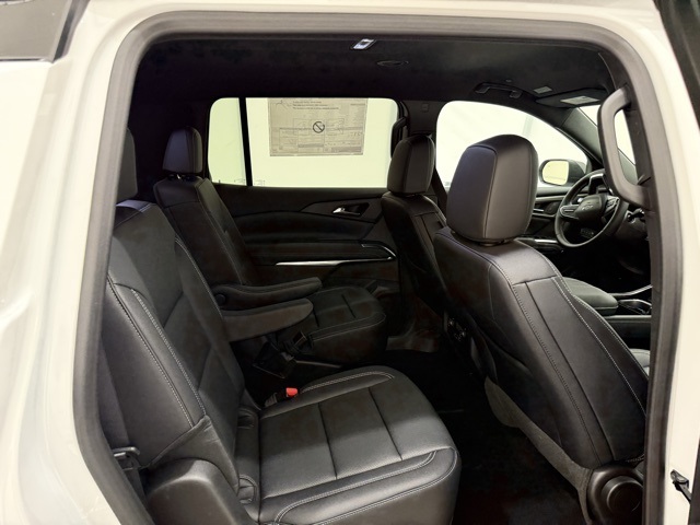 Vehicle image 14 of 43
