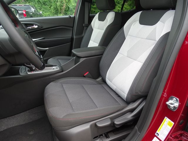 Vehicle image 12 of 25