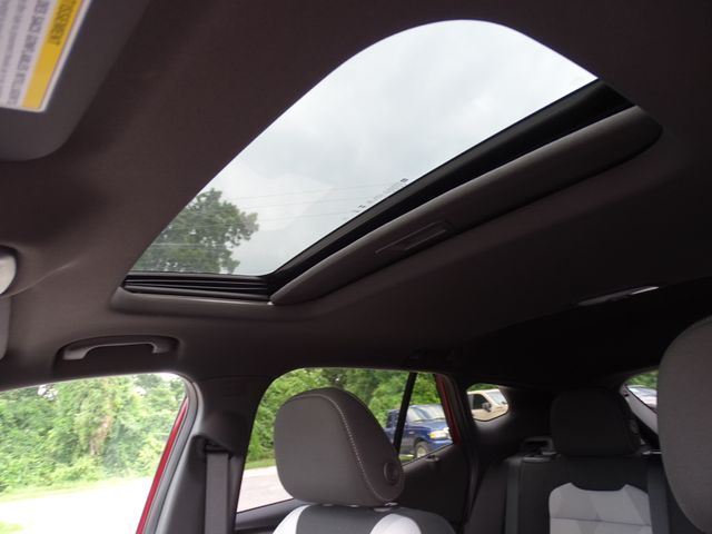 Vehicle image 17 of 25