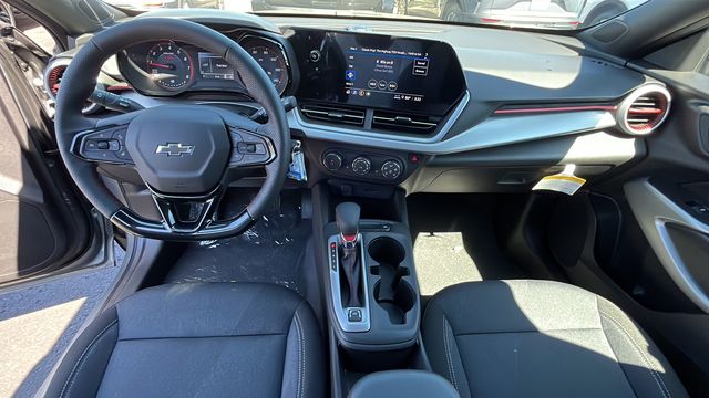 Vehicle image 14 of 30
