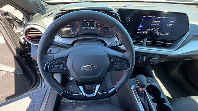 Vehicle image 16 of 30