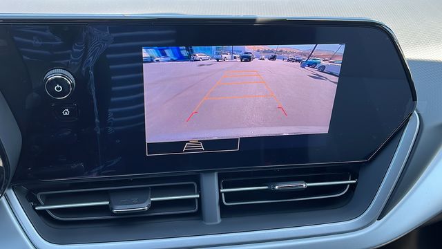 Vehicle image 18 of 30