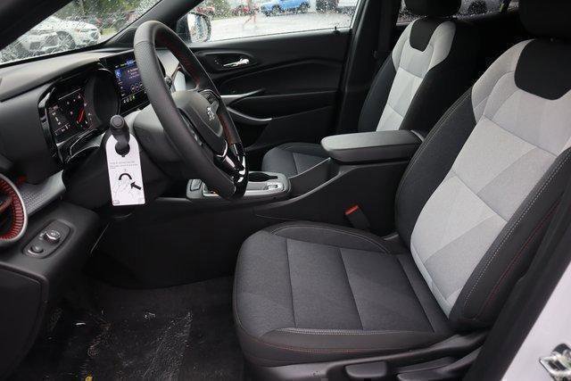 Vehicle image 17 of 27