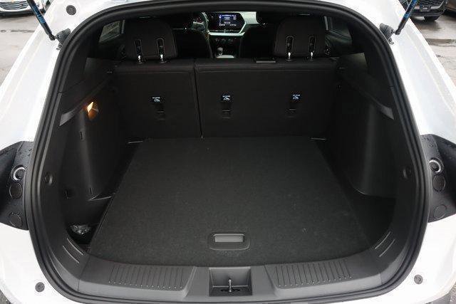 Vehicle image 20 of 27